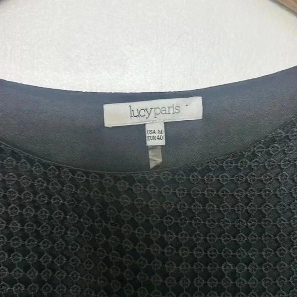 🌹 Lucy Paris Black Floral Lace Crop Top – Parisian Chic Style (Size M) - Picture 7 of 10